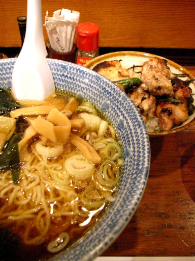 080512鳥政ラーメン焼鳥丼