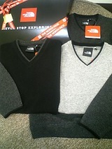CACHMERE SWEATER V-NECK