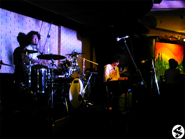 flicker_grassroots_09_13_09.jpg