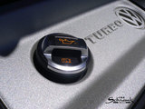 AU051330002_3.jpg