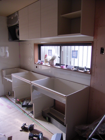 20091030キッチン組み立て