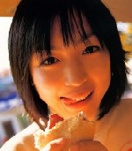 黒川芽以