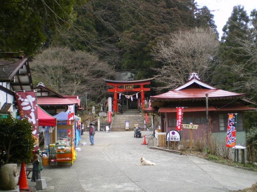鷲子山上神社(とりこのさんしょうじんじゃ)