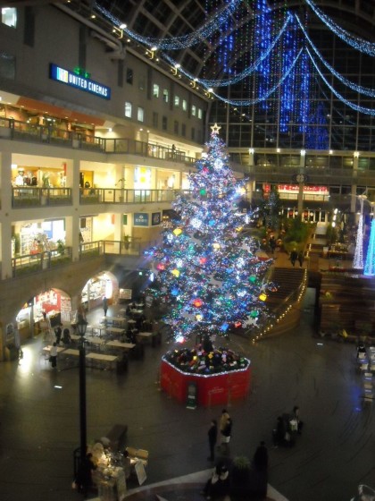 札幌ファクトリーのクリスマスツリー 札幌ファクトリーのクリスマスツリー
