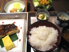 アサカワ 3段弁当(開)