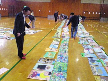 写生大会審査.jpg 写生大会審査.jpg