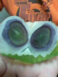 葡萄大福を割ってみた