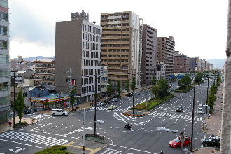 �ӥ�