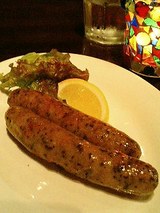ピッツェリアピアノ バジルソーセージ(330円)