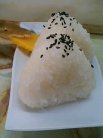 おにぎり2個(200円)
