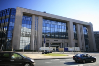 2006_06_11_EU������