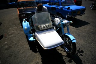 2006_04_07_サイドカータクシー