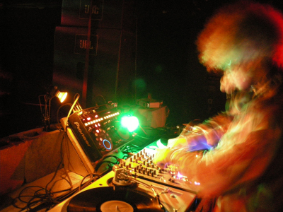 200810313