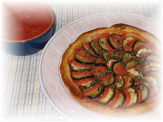 夏野菜のパイ、トマトソースの作り方