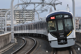 keihan3000_001