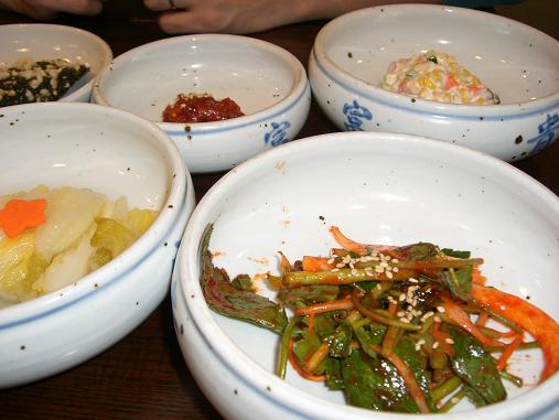 おかず  菜;［魚、肉の入った］菜肴