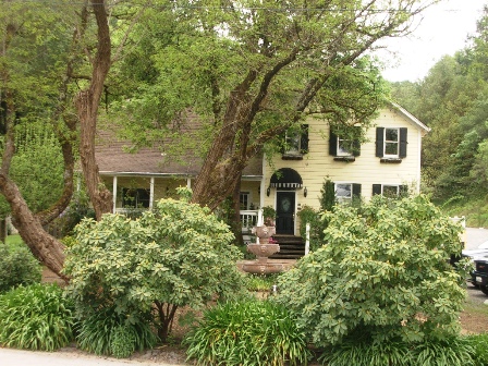 Farmhouse Inn & Restaurant