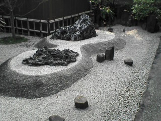 曹洞宗一乗寺の枯山水庭園