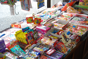 二宮 駄菓子 海水浴場 萬壽屋 2