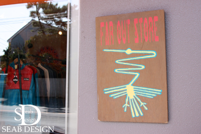 FAR OUT STORE��1