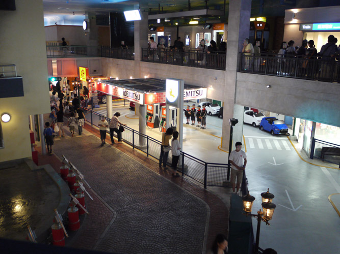 kidzania_gas station