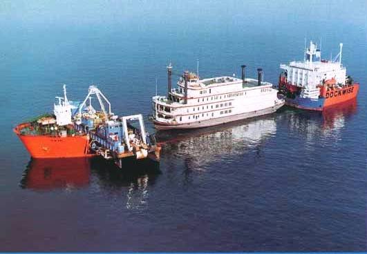 largest-ships-09