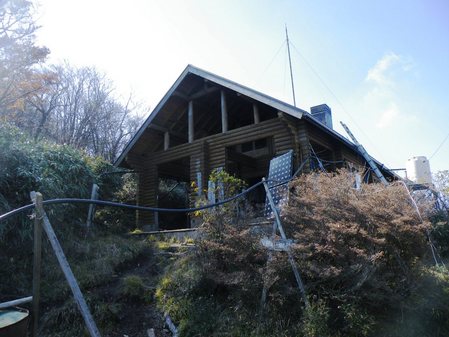 九合目小屋.JPG