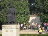 魯迅銅像