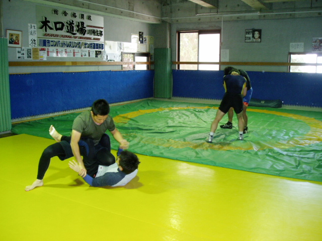 020907standgrnd