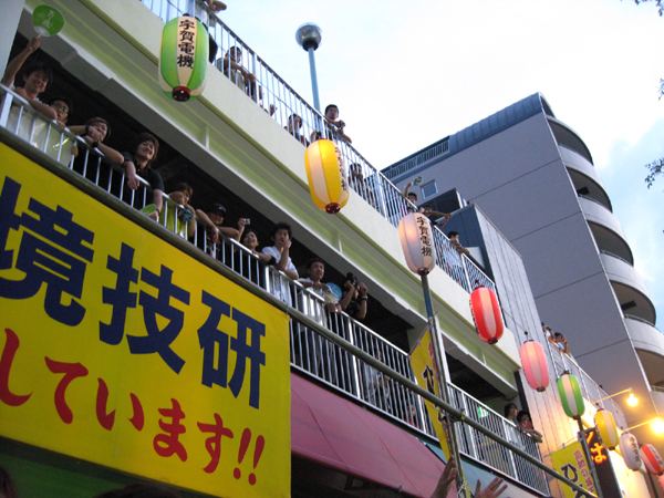 高知の「よさこい祭り」