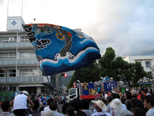 高知の「よさこい祭り」