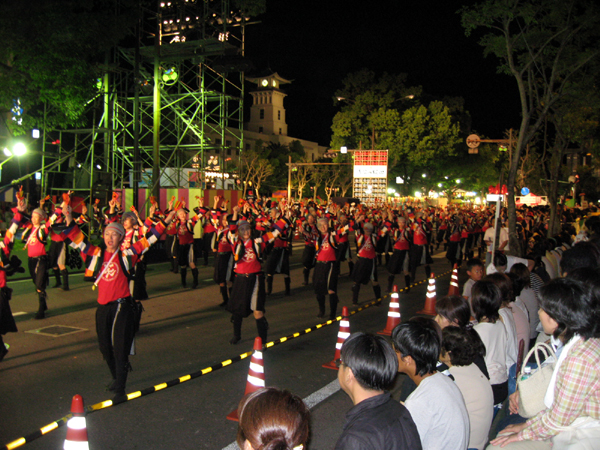 高知の「よさこい祭り」