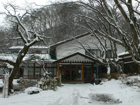 雪景色の吹上温泉 峯雲閣