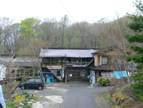 秘湯・横向温泉「中の湯」の入り口