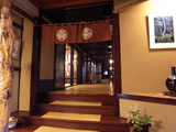 白布温泉「西屋」の歴史を感じさせる館内