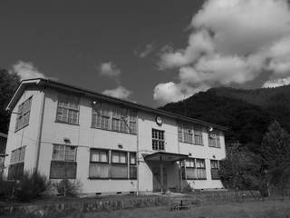 2be99e19.jpg