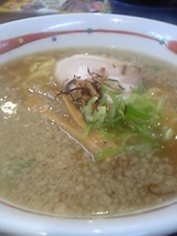 �餤���