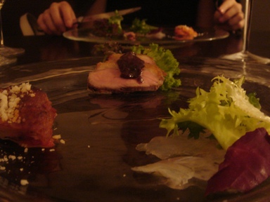 �O��