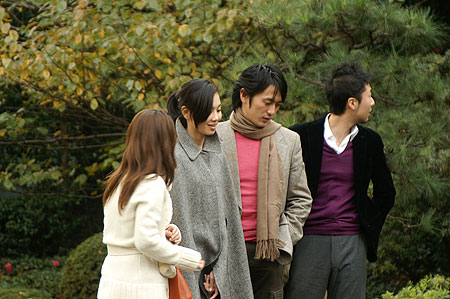 4人ヒト