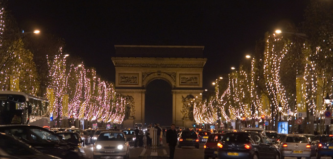 �M����