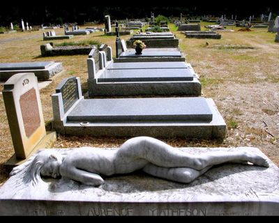 夫が死んだあとに妻が注文したもの01