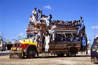 パキスタンのデコトラ05