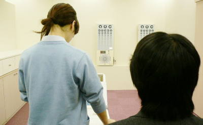 視力検査