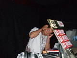 070727URBAN LATINO 11
