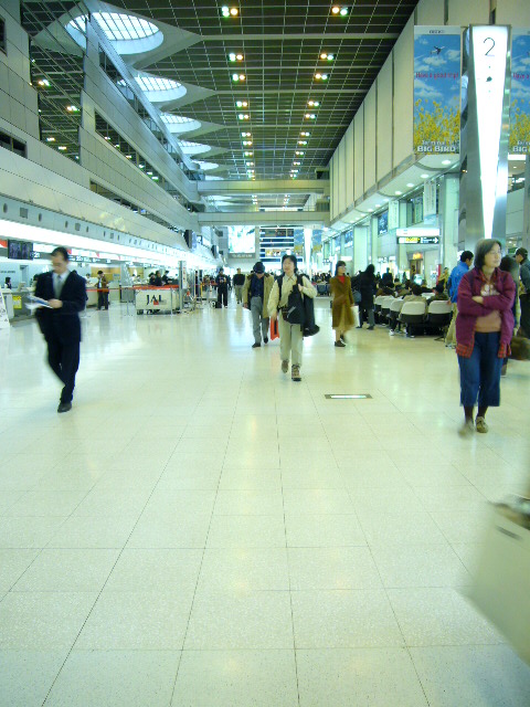 羽田空港出発ロビー