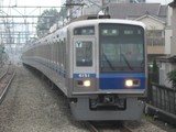 西武鉄道6000系電車(保谷駅にて、'09.10.25撮影)