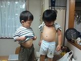 腹比べ
