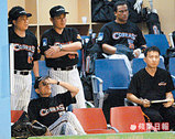 選手がしょっ引かれて、どよーん
