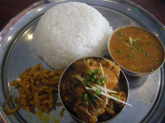 もうやんカレー 池