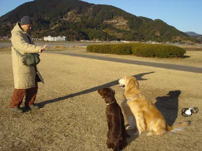 060204お坐りの練習